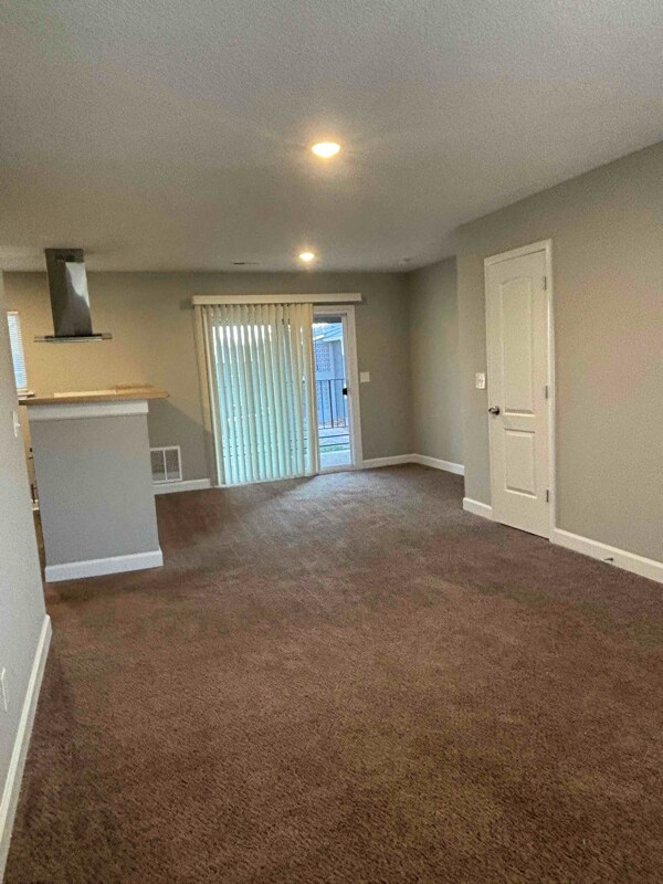 Foto del edificio - 10324 E 63rd St