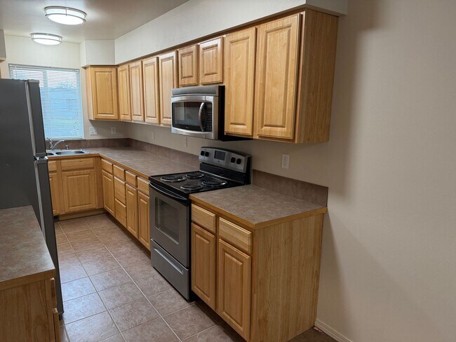 Foto del edificio - 1709 W Fern Dr