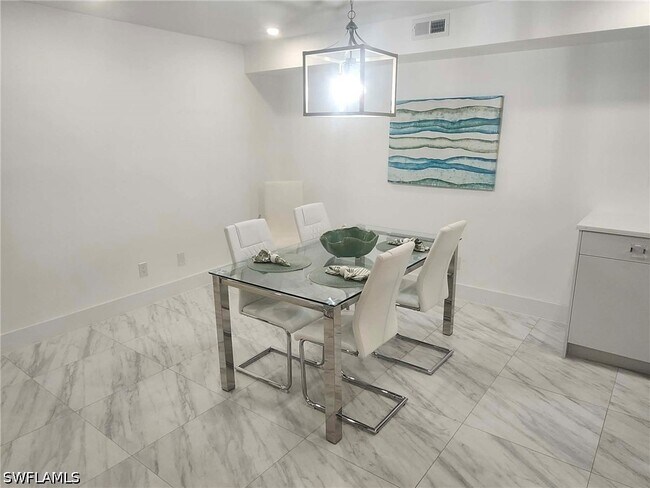 Foto del edificio - 3000 Gulf Shore Blvd N