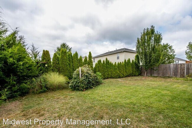 Foto del edificio - 3 br, 2 bath House - 3301 Crow Ct