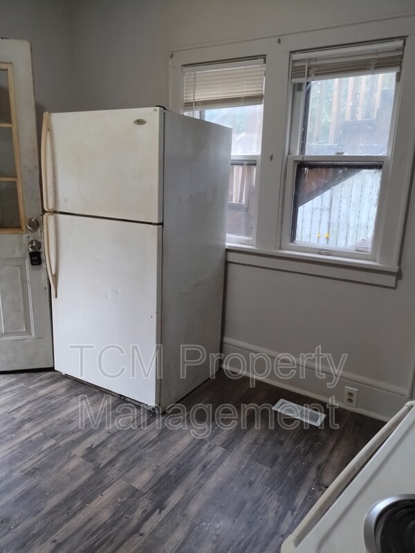 Foto del edificio - 701 Steward Ave