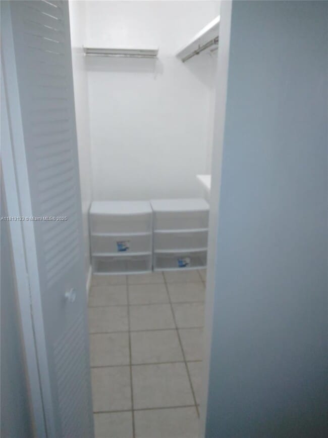 Foto del edificio - 4721 NW 7th St