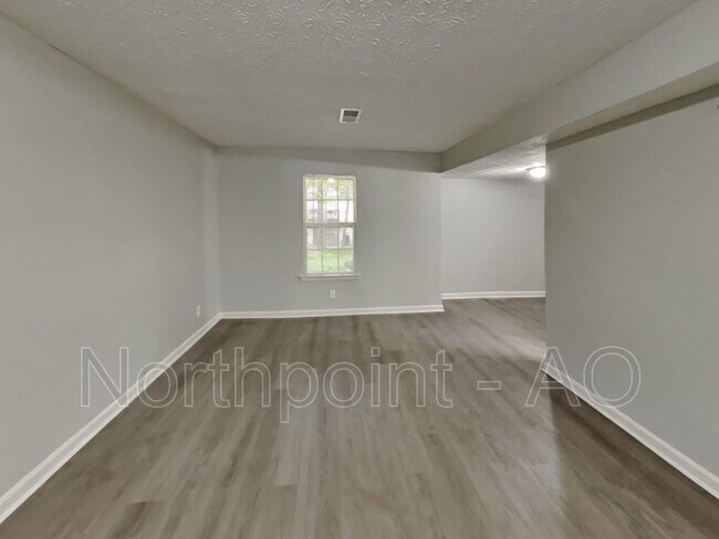 Foto del edificio - 315 Renee Dawn Ct