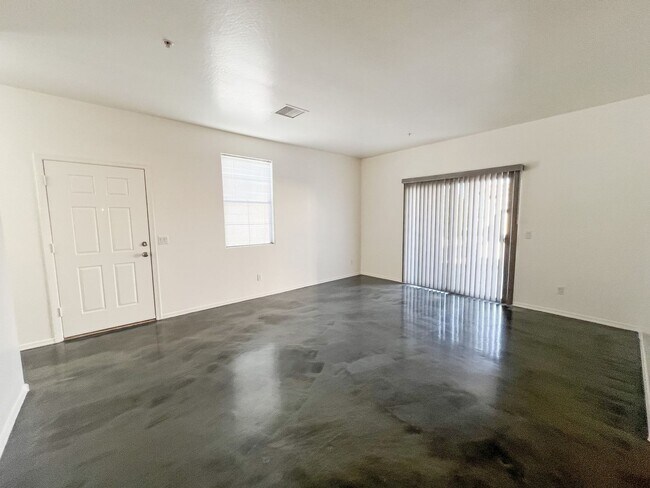 Foto del edificio - TOWNHOME - COTTONWOOD - HOA Cottonwood Square Commons