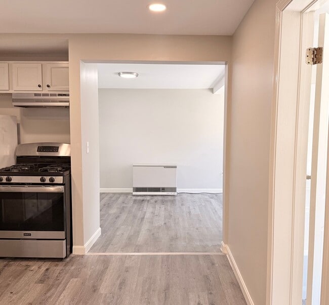 Foto del edificio - Pet-friendly Apartments for Rent in Hartford, VT!