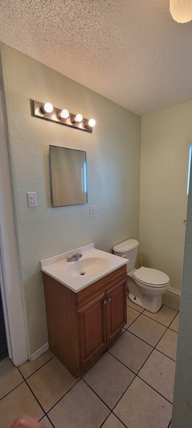 Building Photo - Galveston home
