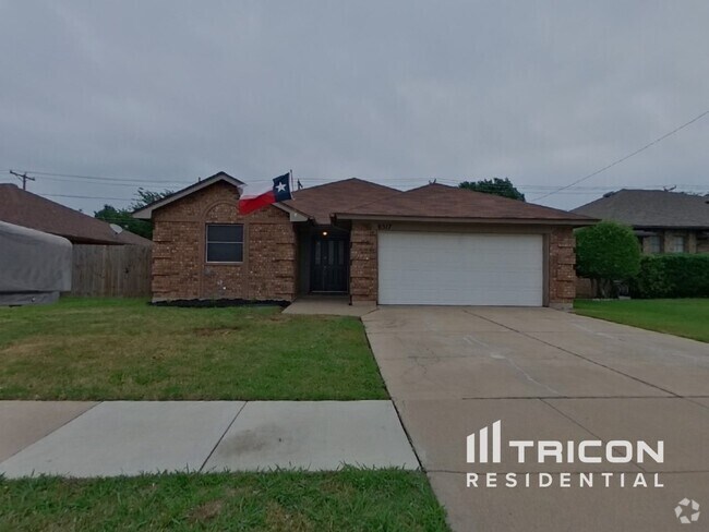 Building Photo - 6517 Aires Dr