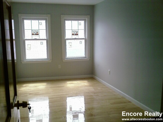 Foto del edificio - 1778 Commonwealth Ave