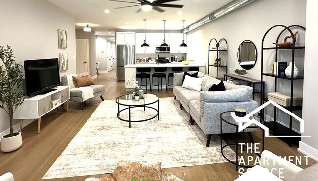 Foto del edificio - 2641 W Carmen Ave