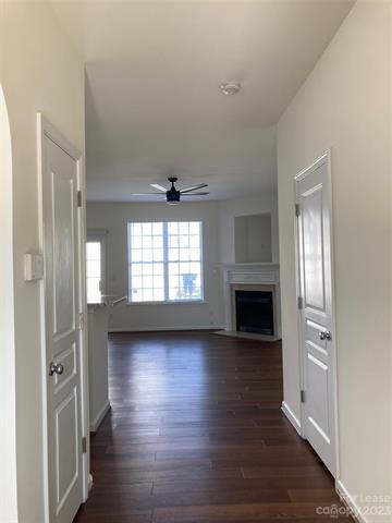 Building Photo - 1172 Drummond Ln