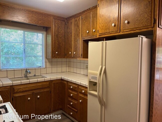 Building Photo - 3 br, 2 bath House - 49 Hacienda Circle