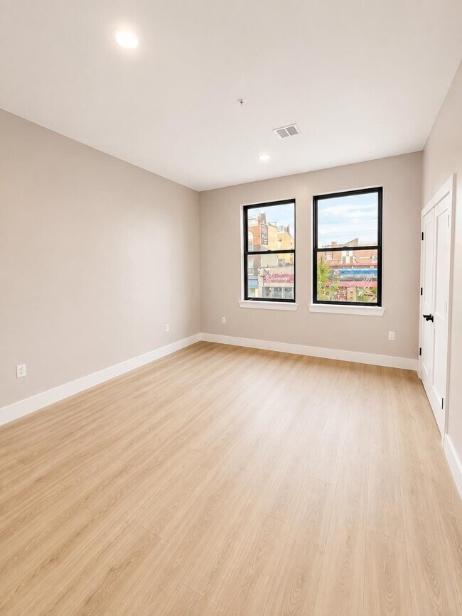 Foto del edificio - 6121 Bergenline Ave