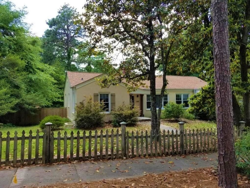 360 E Pennsylvania Ave, Southern Pines, NC 28387 House Rental in