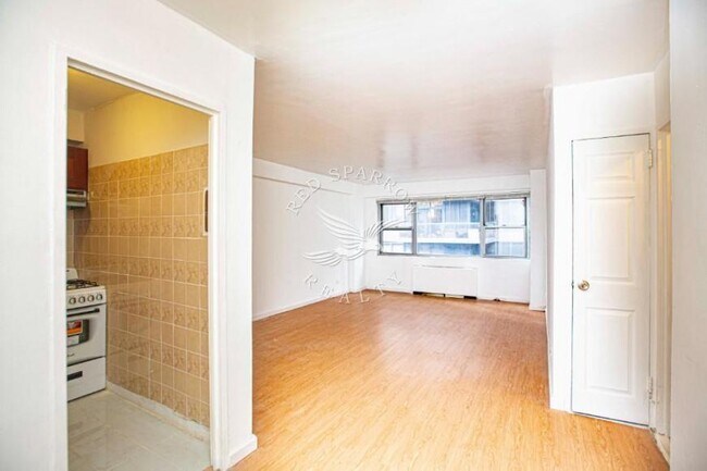 Building Photo - 0 bedroom in NEW YORK NY 10017