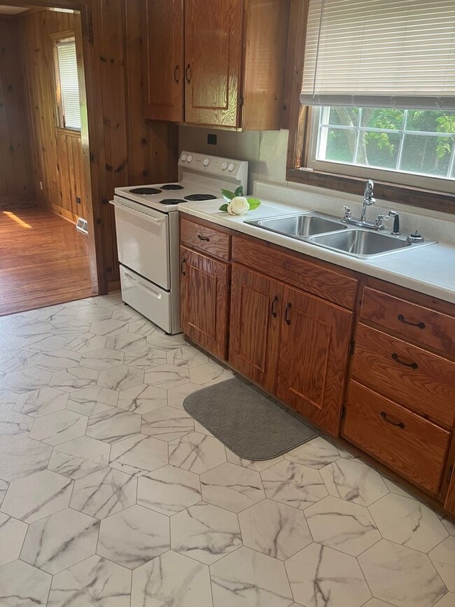 Foto del edificio - Cozy 2 bedroom in Oakridge