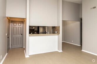 1BR, 1BA - 680SF - Reserve at the Knolls