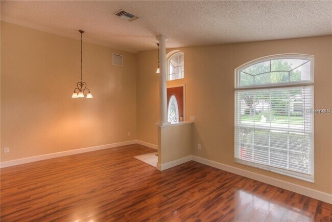 Foto del edificio - 1208 Timber Trace Dr