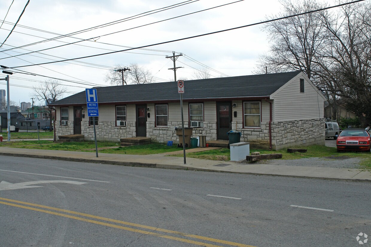 Foto del edificio - 517 Dr Db Todd Jr Blvd