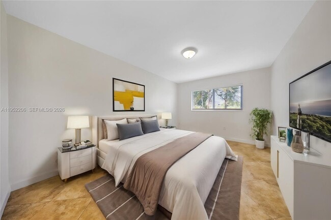 Foto del edificio - 7480 Miami Lakes Dr