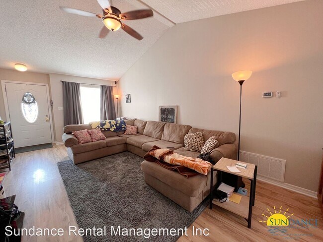 Building Photo - 3 br, 2 bath House - 129 Scranton Street