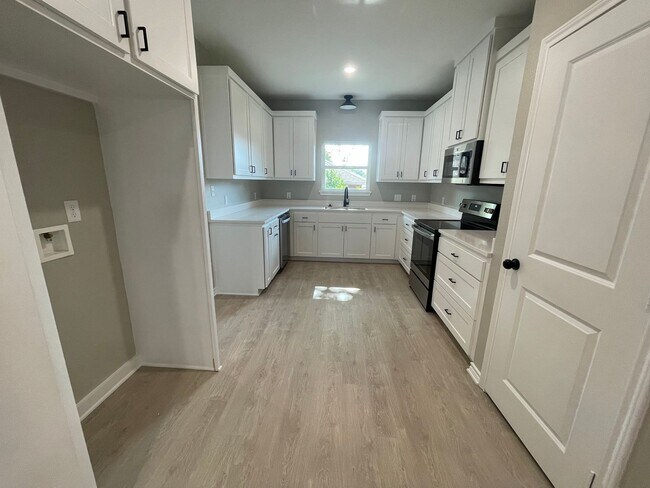 Foto del edificio - Beautiful New Construction Home in Whiteho...