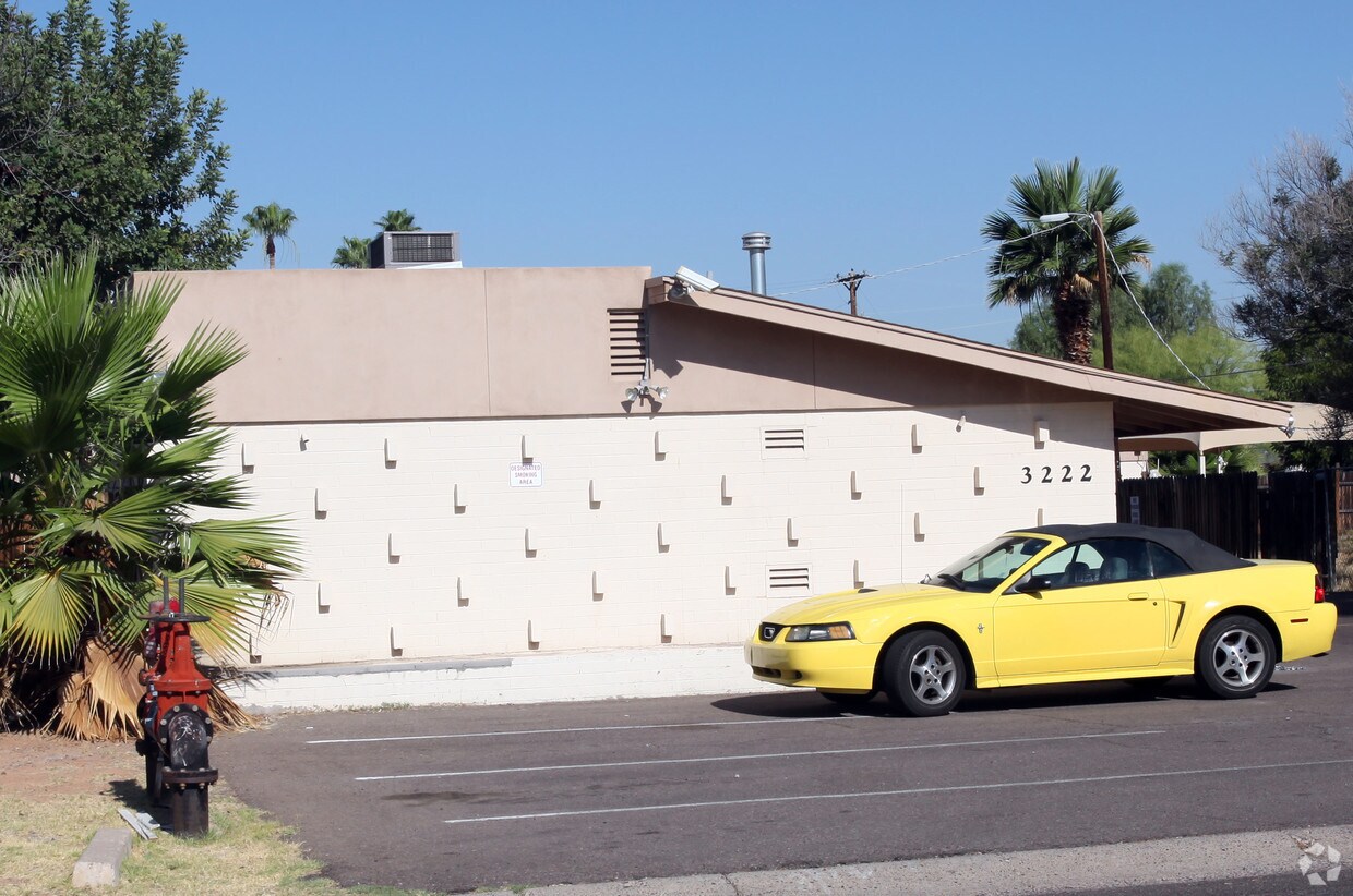 Foto del edificio - 3222 N 37th St