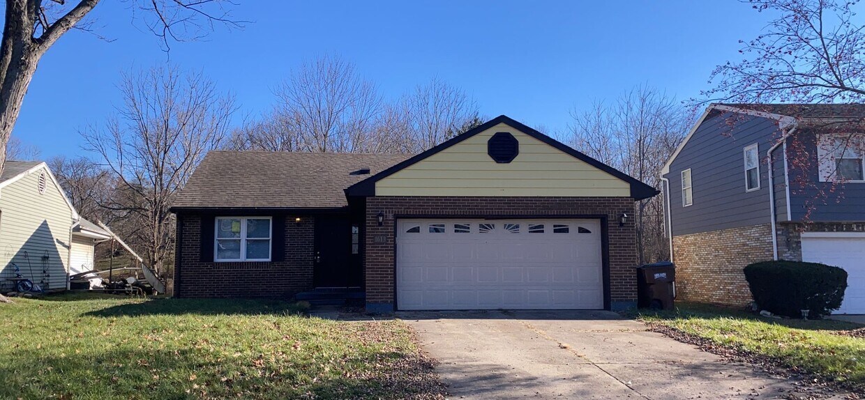 Primary Photo - 1613 Kenway Pl
