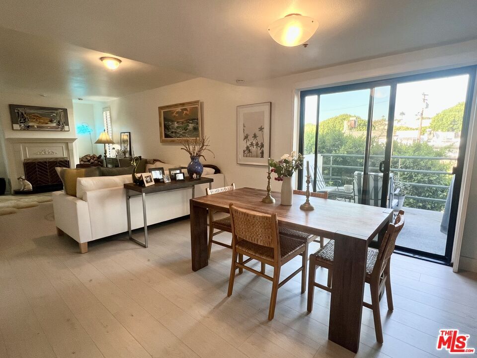 Foto principal - 2950 Neilson Way