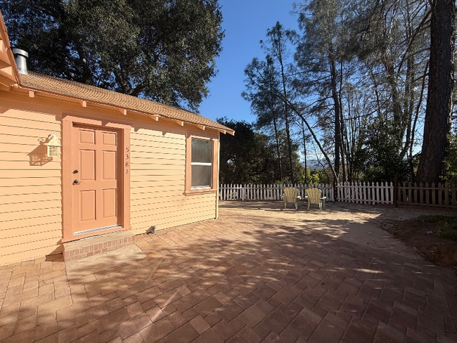 Building Photo - 5381 Mariquita Ave