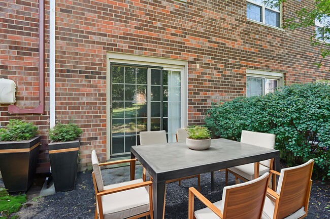 Building Photo - The Village of Pennbrook Apartments