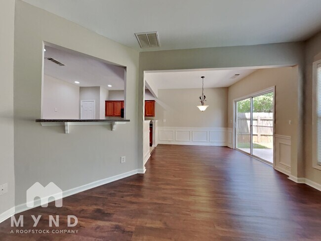 Building Photo - 5825 Sterling Ct