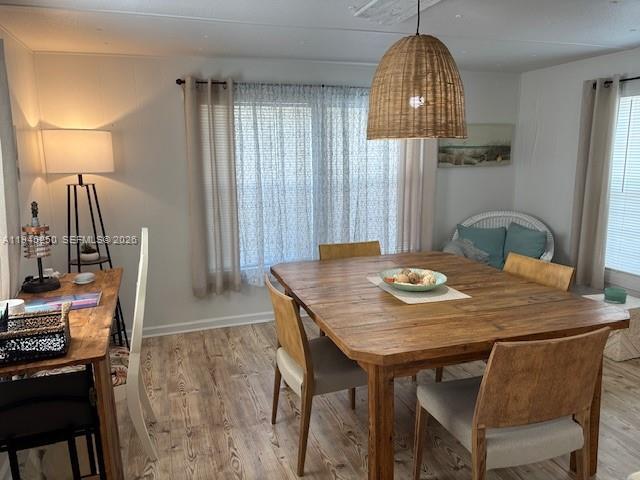 Building Photo - 231 W Lake Dr