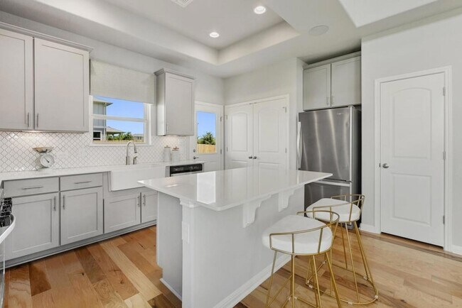 Foto del edificio - 10021 Dawn Pearl Dr