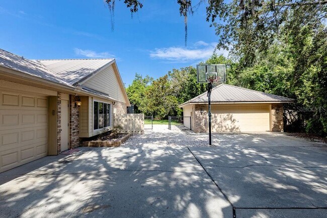 Foto del edificio - 11634 Nellie Oaks Bend