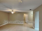 Foto principal - 421 Hunter Cir