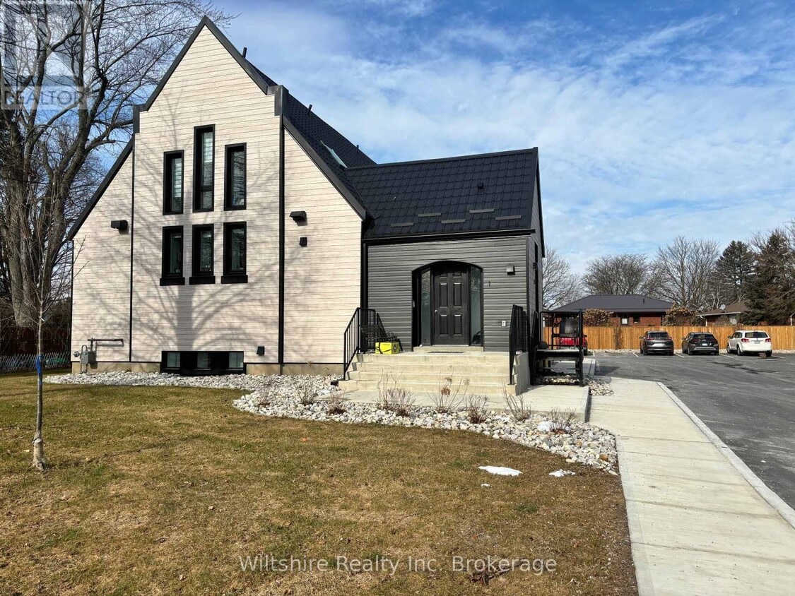 Primary Photo - 14-14 Glendale Dr