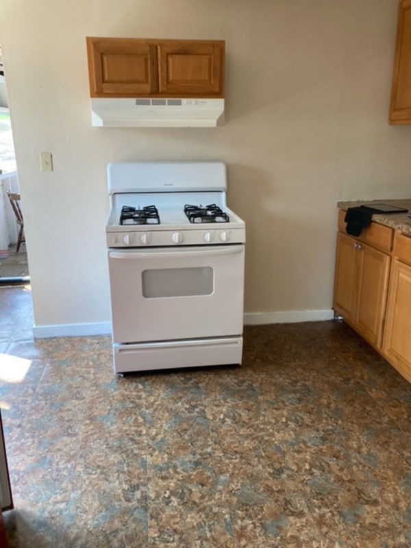 24 S 6th St, Sharpsville, PA 16150 Condo for Rent in Sharpsville, PA