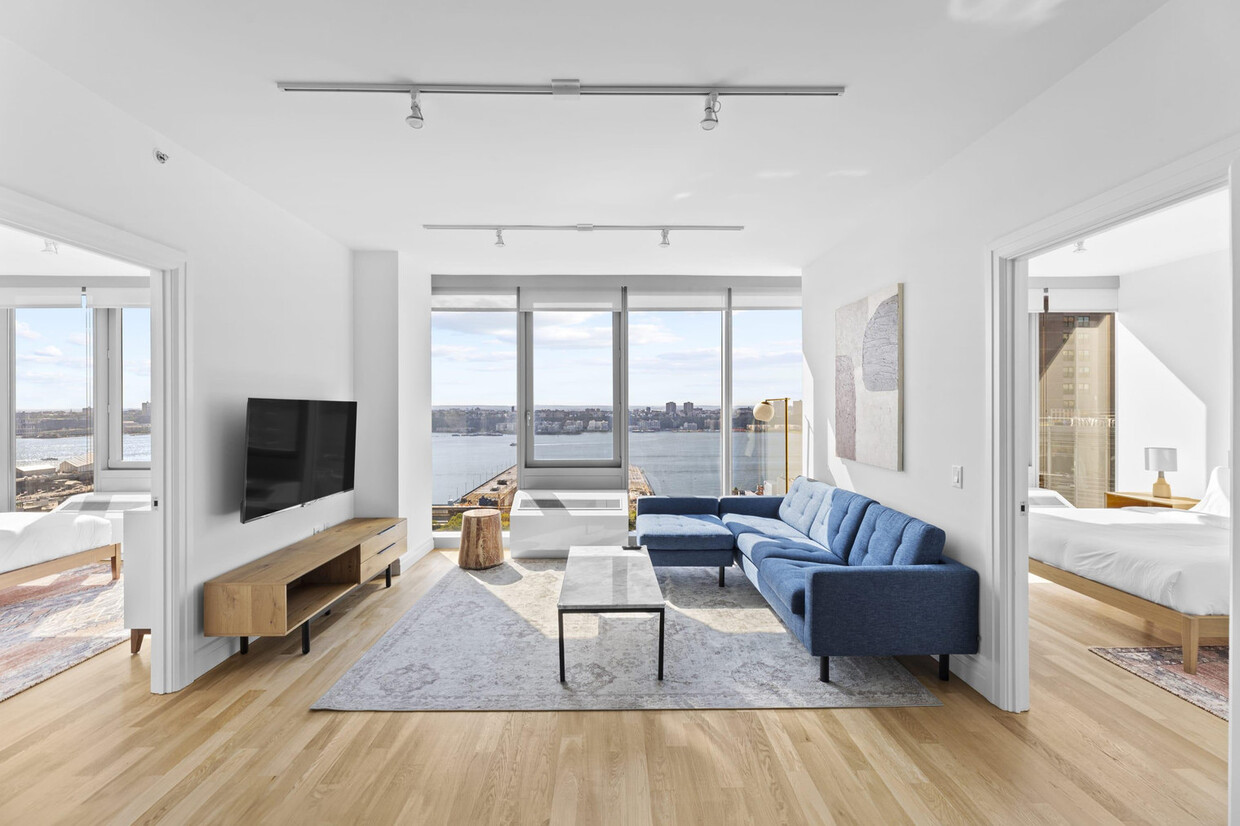 Foto principal - 554 W 54th St