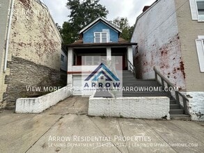 Building Photo - 722 Delhi Ave