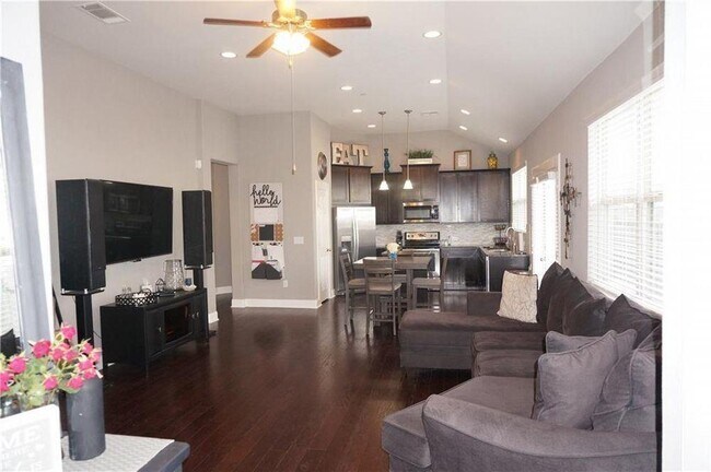 Foto del edificio - 3240 E Whitestone Blvd