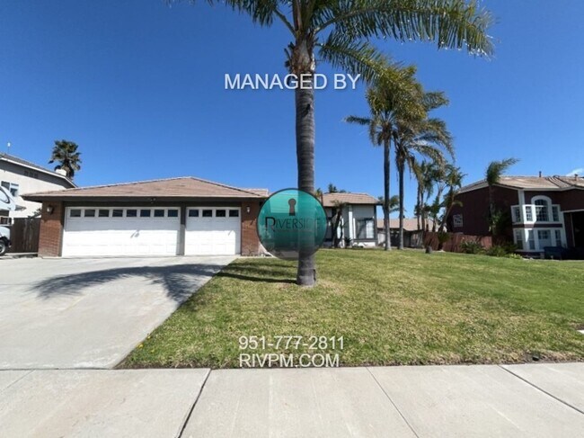 Foto del edificio - DREAM RENTAL POOL HOME IN RIALTO!!