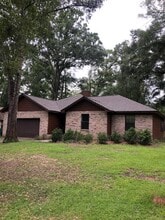Building Photo - 1240 Blockford Ct W