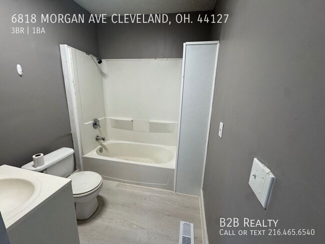 Building Photo - 6818 Morgan Ave