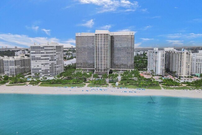 Building Photo - 9705 Collins Ave