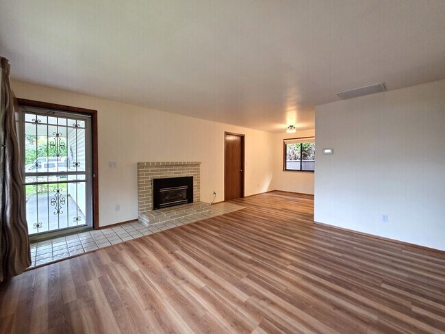 Foto del edificio - 8532 NE Russell St