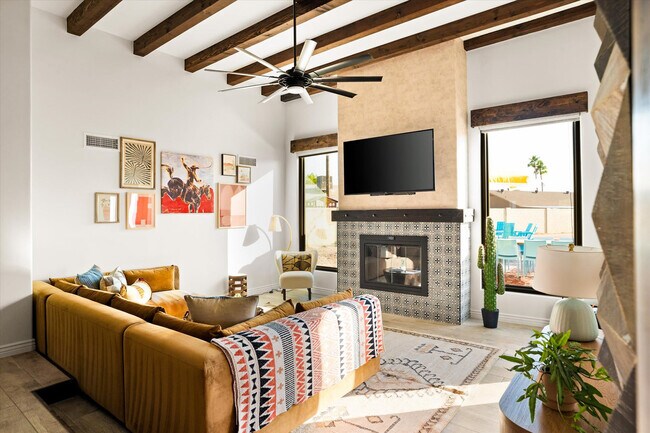 Building Photo - 16210 N 53rd Ave