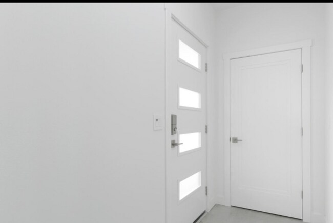 Foto del edificio - Occupied, do not disturb tenants.  Selah 2br 2ba DBL Garage 5-star Built Green Energy Standards h...