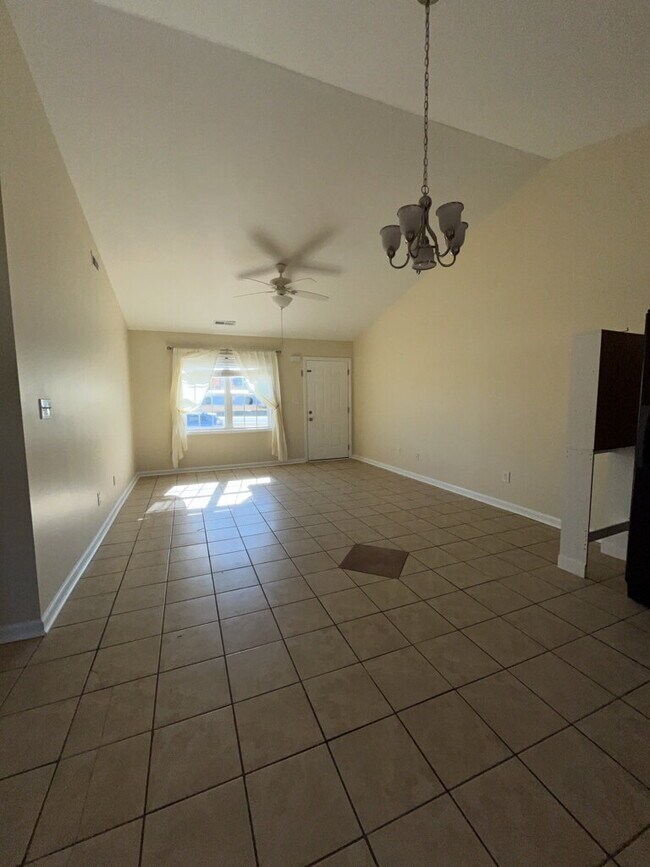 Foto del edificio - 106 Laib Ln