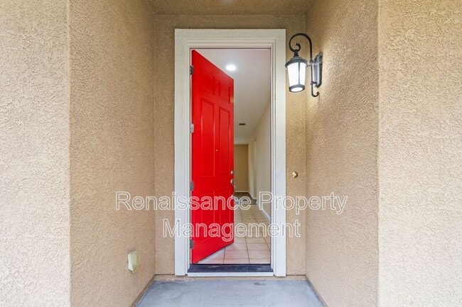 Building Photo - 15896 4 Corners Ct
