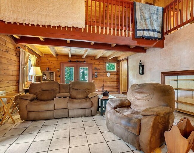 Building Photo - 1214 Timber Run